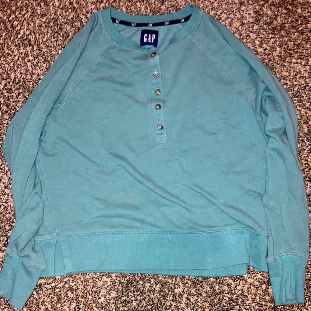 GAP sweatshirt/hoodie!!